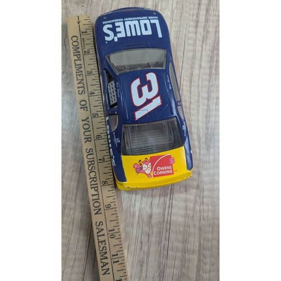 Lowes #31 Nascar Diecast Car 1:24 Scale Mike Skinner Owens Corning Monte Carlo - Picture 3 of 10